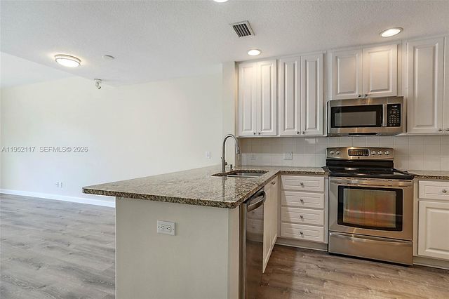 178 Soriano Dr, Jupiter, FL 33458