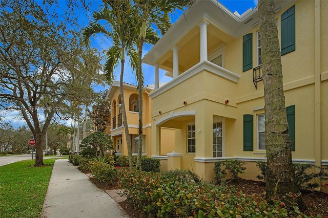 178 Soriano Dr, Jupiter, FL 33458