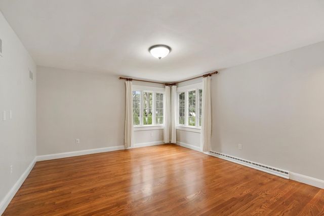 9 Lantern Rd, Belmont, MA 02478