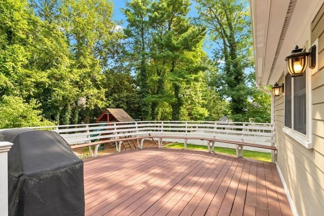 9 Lantern Rd, Belmont, MA 02478