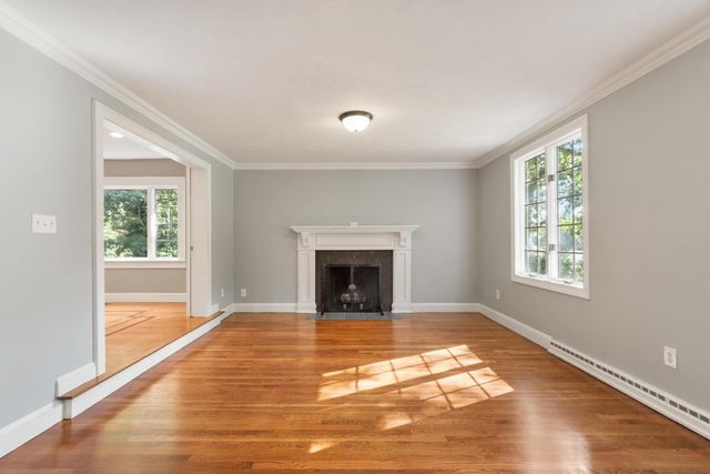 9 Lantern Rd, Belmont, MA 02478