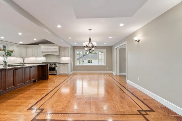9 Lantern Rd, Belmont, MA 02478
