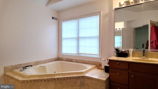 276 TANYARD RD, Richboro, PA 18954