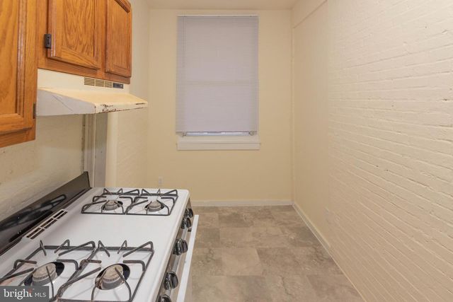 2100-2102 MARYLAND AVE, Baltimore, MD 21218