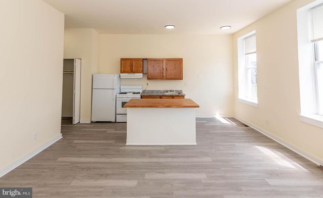 2100-2102 MARYLAND AVE, Baltimore, MD 21218