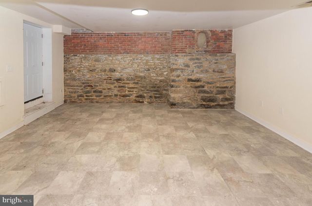 2100-2102 MARYLAND AVE, Baltimore, MD 21218