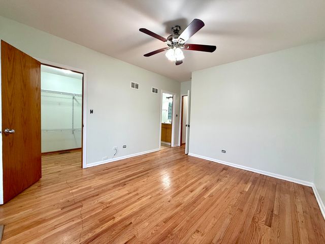 2207 W WARREN Boulevard 1, Chicago, IL 60612