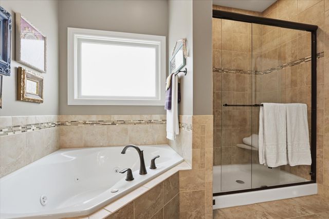 1121 Declaration Drive, Savoy, IL 61874