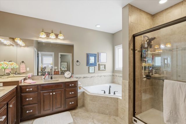 1121 Declaration Drive, Savoy, IL 61874