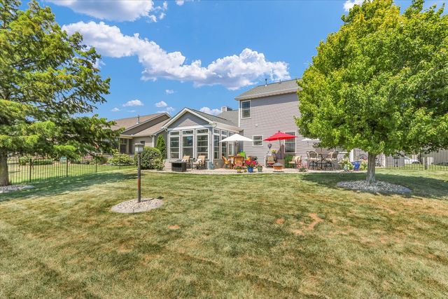 1121 Declaration Drive, Savoy, IL 61874