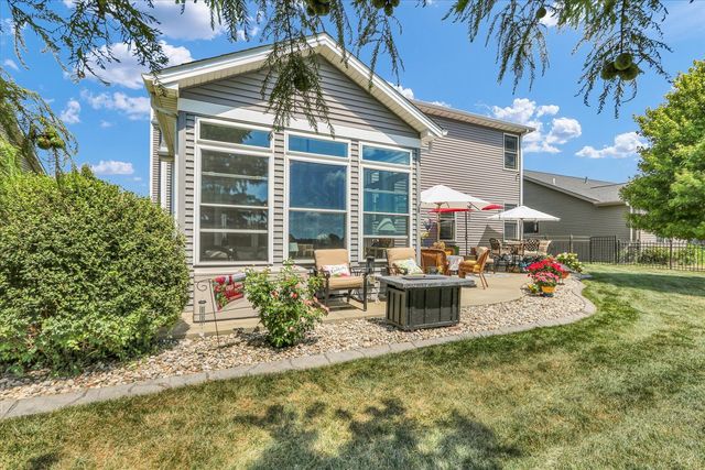 1121 Declaration Drive, Savoy, IL 61874