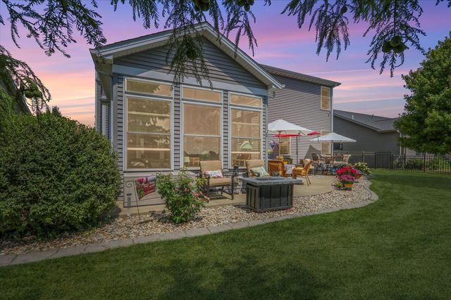 1121 Declaration Drive, Savoy, IL 61874