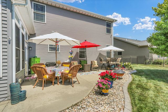 1121 Declaration Drive, Savoy, IL 61874