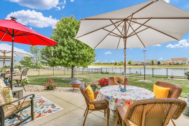 1121 Declaration Drive, Savoy, IL 61874