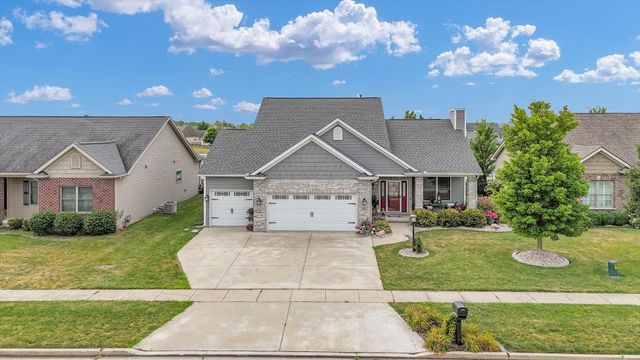 1121 Declaration Drive, Savoy, IL 61874