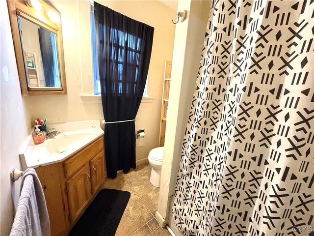 73 Arterial West, Auburn, NY 13021