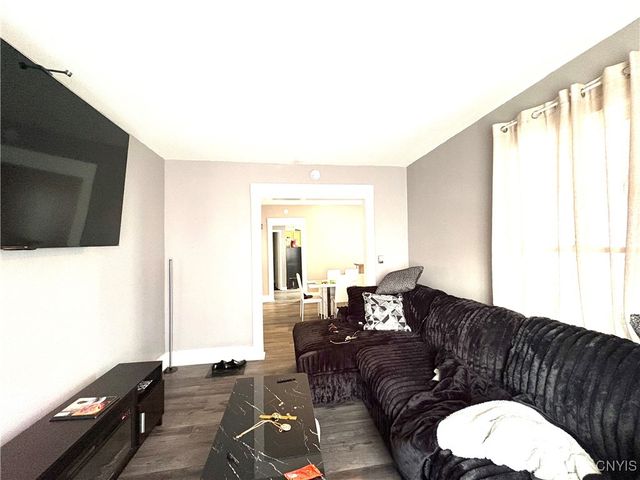 73 Arterial West, Auburn, NY 13021