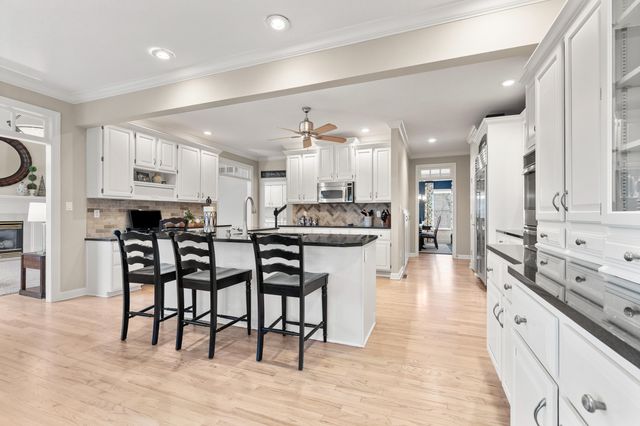 1503 KEEGAN CT, Columbia, MO 65203