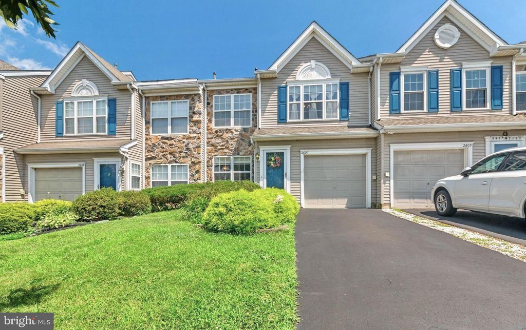 2607 VIRGINIA LN, Jamison, PA 18929