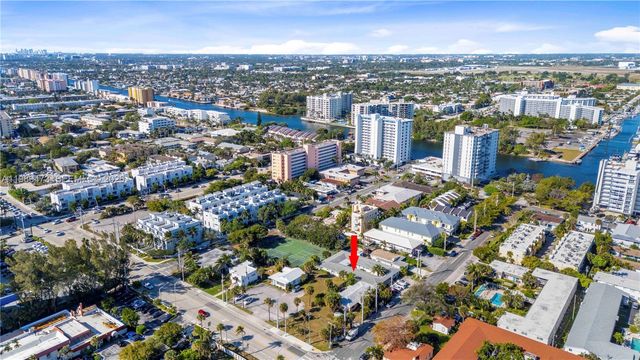 3240 NE 16th St 3, Pompano Beach, FL 33062