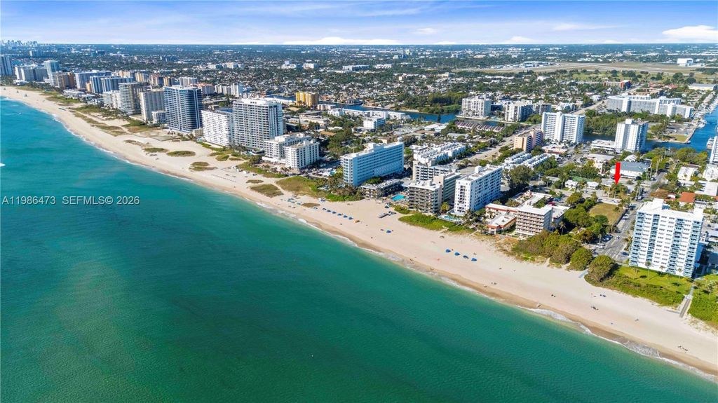 3240 NE 16th St 3, Pompano Beach, FL 33062