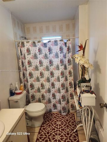 1747 NW 85th Street, Miami, FL 33147