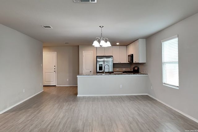 5542 Basil Chase, St Hedwig, TX 78152