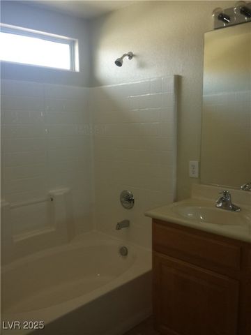 10952 Scotch Rose Street, Las Vegas, NV 89052