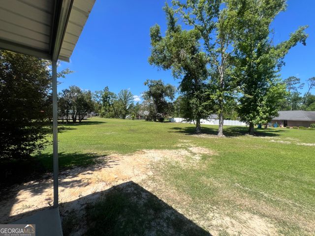 906 McAllister Drive, Vidalia, GA 30474