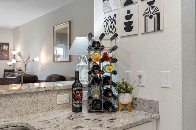 5167 BAY ISLE CIRCLE, Clearwater, FL 33760