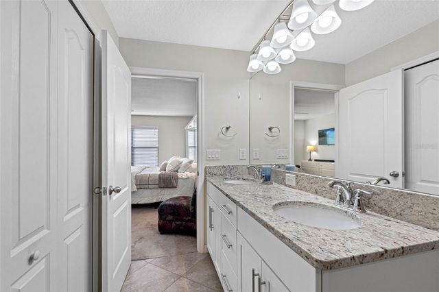 5167 BAY ISLE CIRCLE, Clearwater, FL 33760