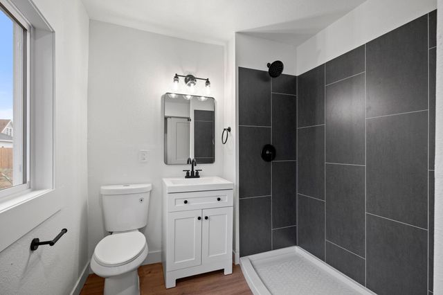 2420 N Astor St, Spokane, WA 99207