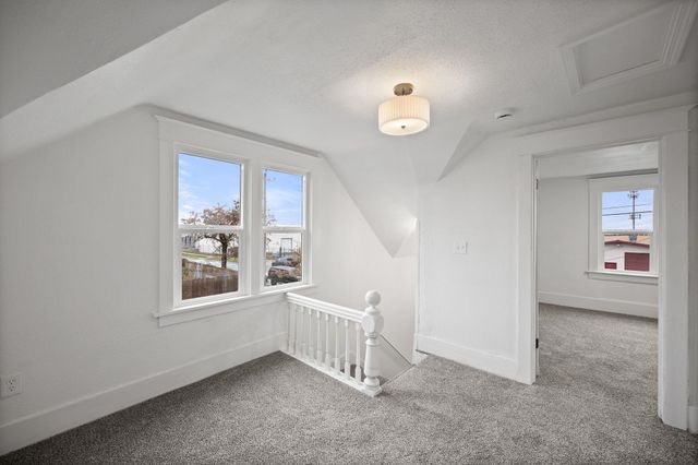 2420 N Astor St, Spokane, WA 99207