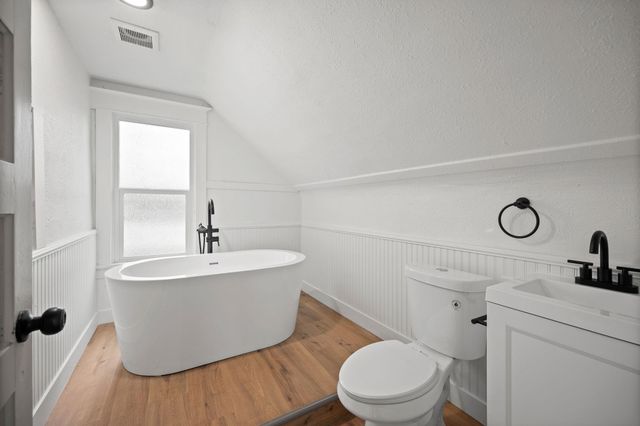 2420 N Astor St, Spokane, WA 99207