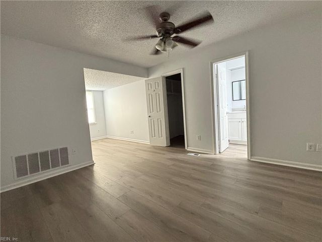 1105 Vermilya CT, Virginia Beach, VA 23454