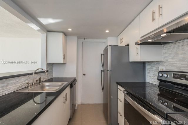 7545 E Treasure Drive 2H, North Bay Village, FL 33141
