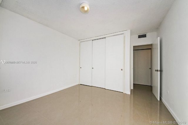 7545 E Treasure Drive 2H, North Bay Village, FL 33141