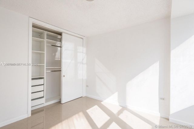 7545 E Treasure Drive 2H, North Bay Village, FL 33141