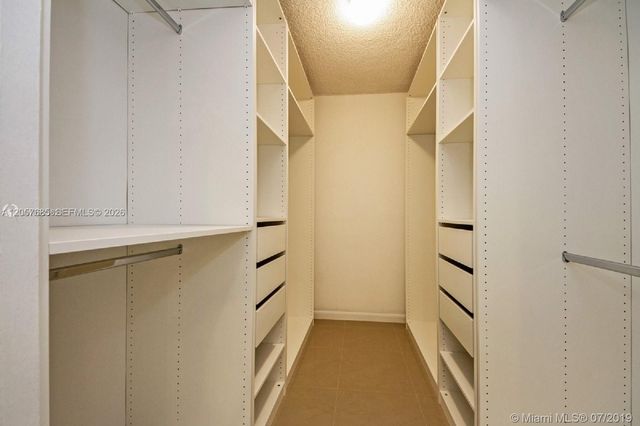 7545 E Treasure Drive 2H, North Bay Village, FL 33141
