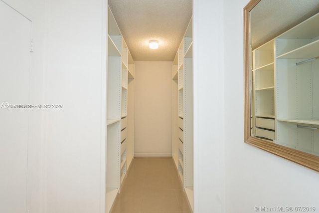 7545 E Treasure Drive 2H, North Bay Village, FL 33141