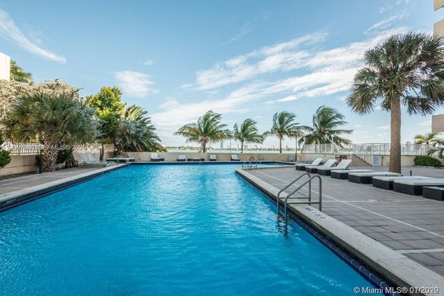 7545 E Treasure Drive 2H, North Bay Village, FL 33141