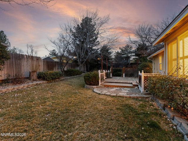 90 May Drive, Sparks, NV 89436