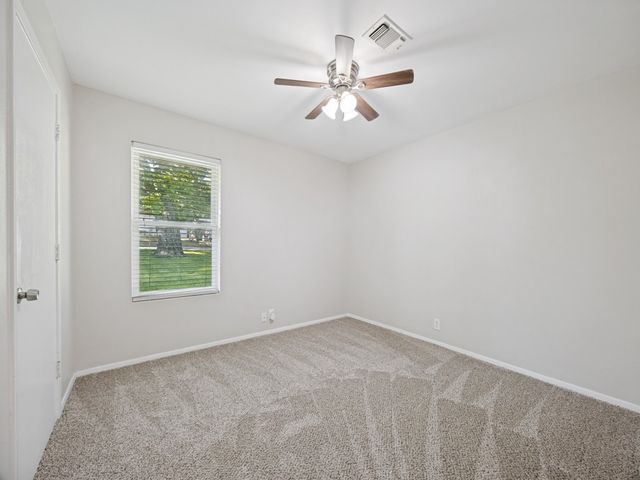 1225 W Hanna Street, Denison, TX 75020