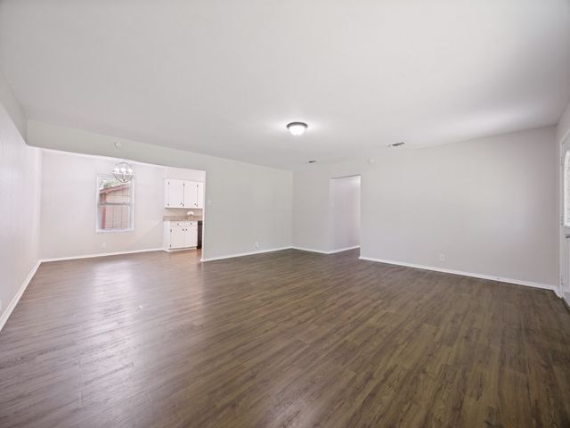 1225 W Hanna Street, Denison, TX 75020