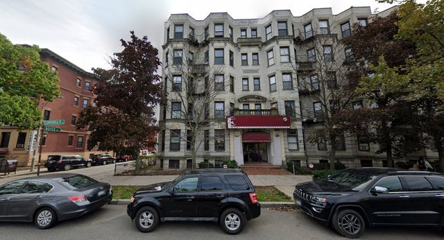 1254 Commonwealth Ave 15, Boston, MA 02134