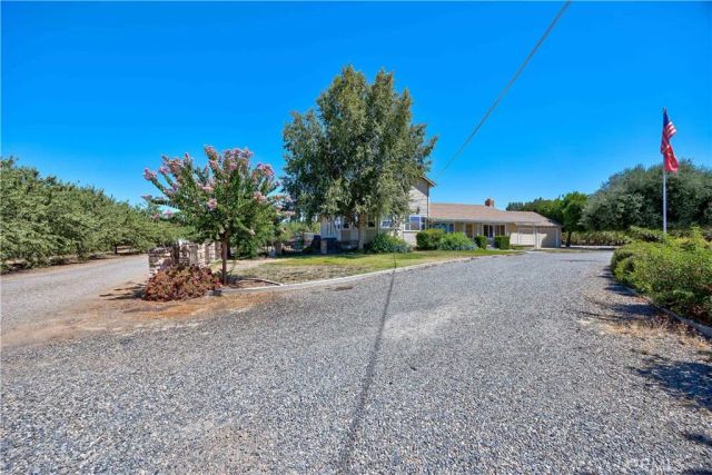 12800 Le Grand Road, Le Grand, CA 95333