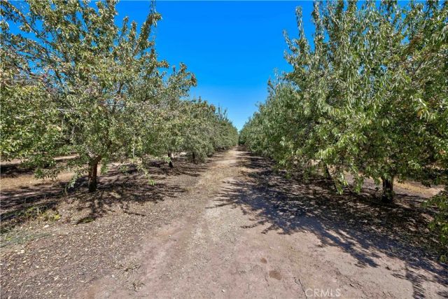 12800 Le Grand Road, Le Grand, CA 95333