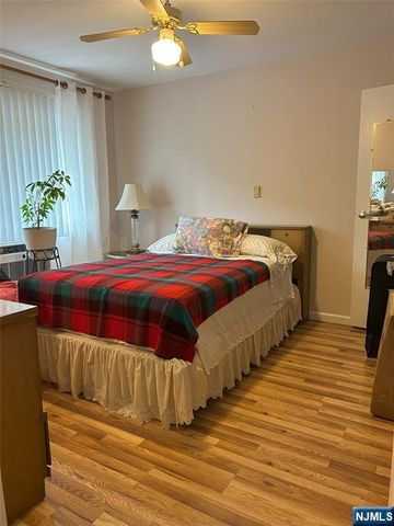 550 Central Avenue 7, Harrison, NJ 07029