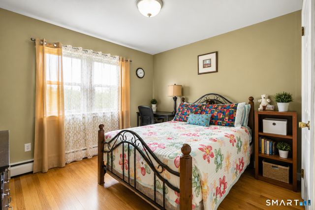 6 Jersey Lane, Norwalk, CT 06851