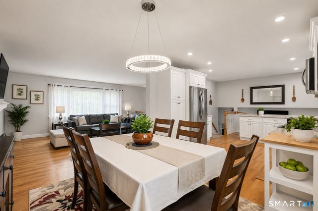 6 Jersey Lane, Norwalk, CT 06851